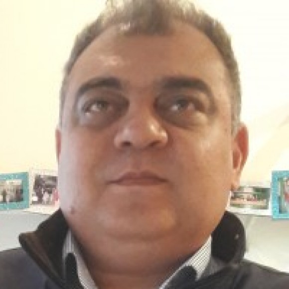 Profile picture of Reza